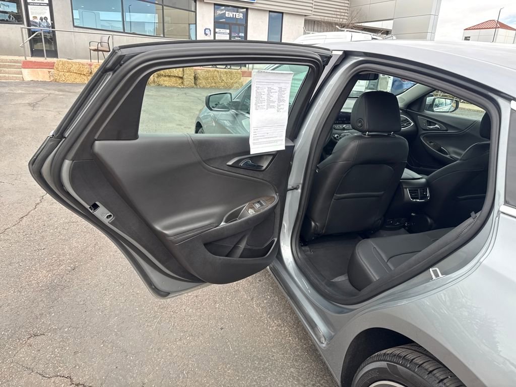 Used 2024 Chevrolet Malibu LT FWD image 17