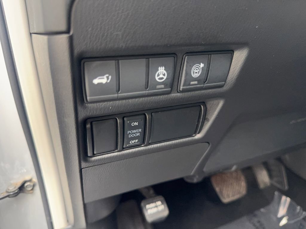 Used 2024 Nissan Armada SL image 59