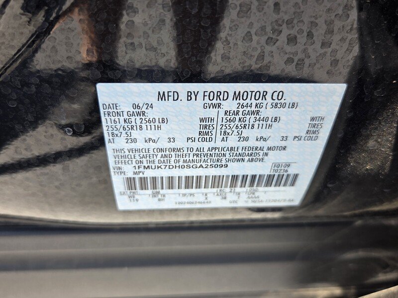 Used 2025 Ford Explorer Active RWD image 19