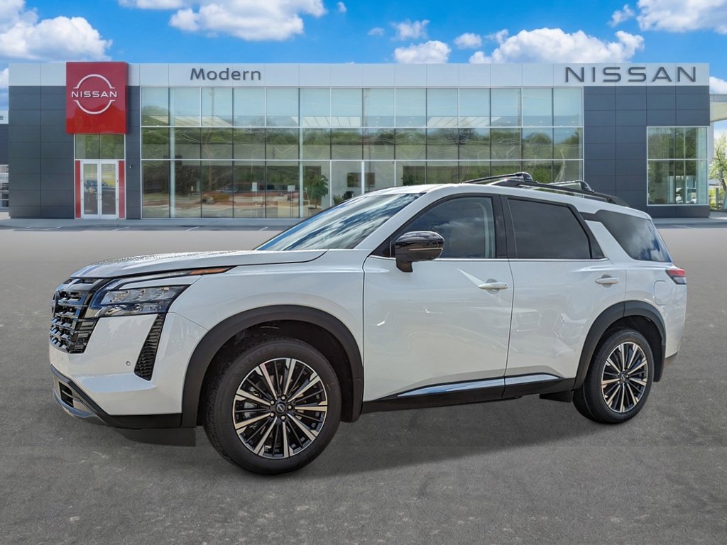 New 2026 Nissan Pathfinder Platinum w/ Cargo Package