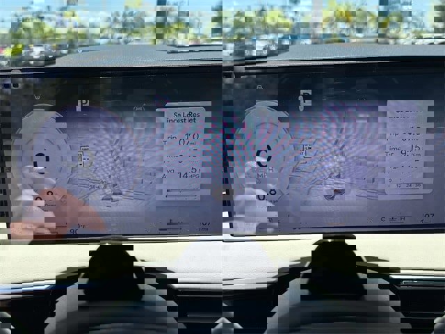 New 2026 Genesis GV70 2.5T Select image 32