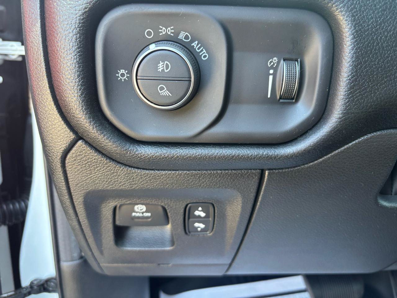 Used 2022 RAM 1500 Rebel w/ Rebel Level 2 Equipment Group AWD/4WD image 16