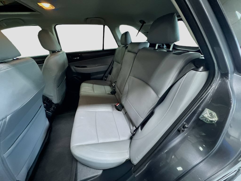 Used 2019 Subaru Outback 2.5i Limited AWD/4WD image 24