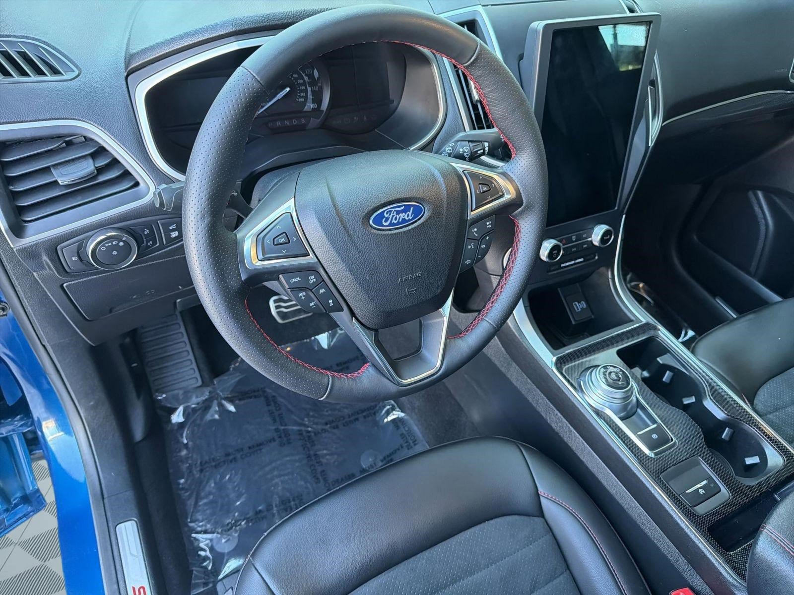 Used 2021 Ford Edge ST-Line FWD image 4