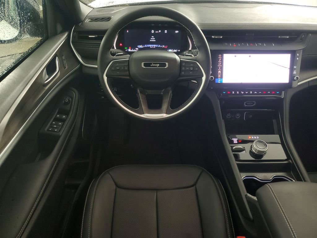 New 2026 Jeep Grand Cherokee Limited image 15