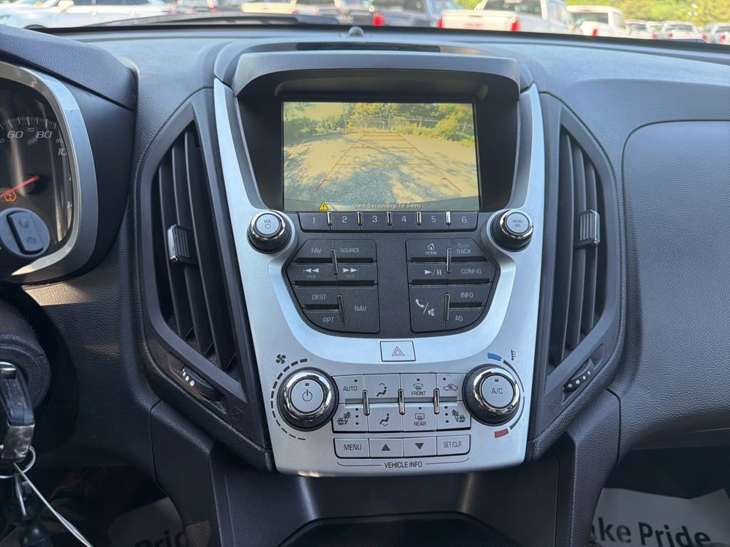 Used 2017 Chevrolet Equinox Premier w/ Enhanced Convenience Package AWD/4WD image 24