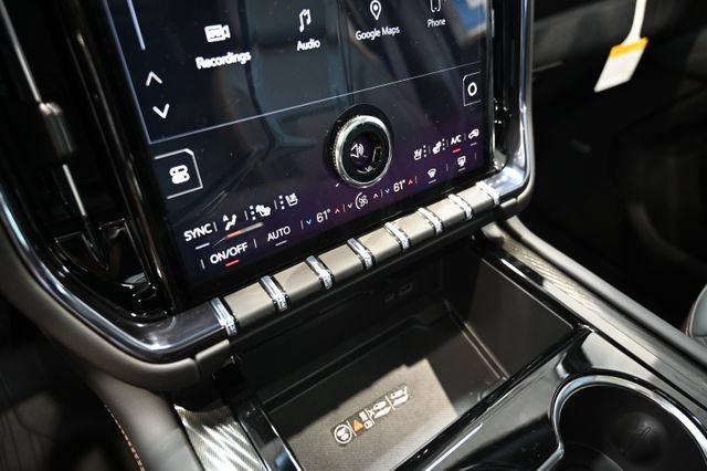 New 2026 GMC Yukon XL AT4 w/ AT4 Premium Package AWD/4WD image 21