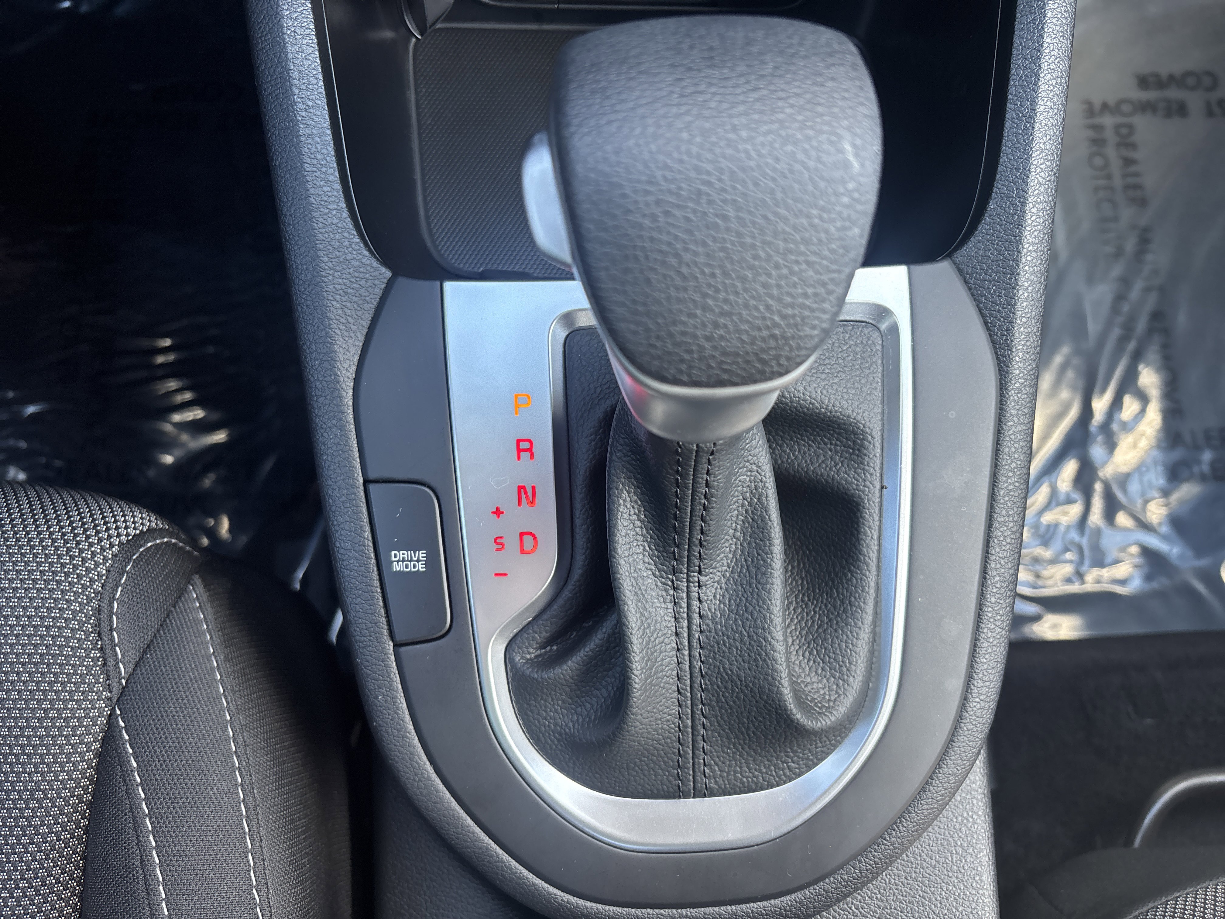 Used 2024 Kia Forte LXS w/ LXS Technology Package image 13