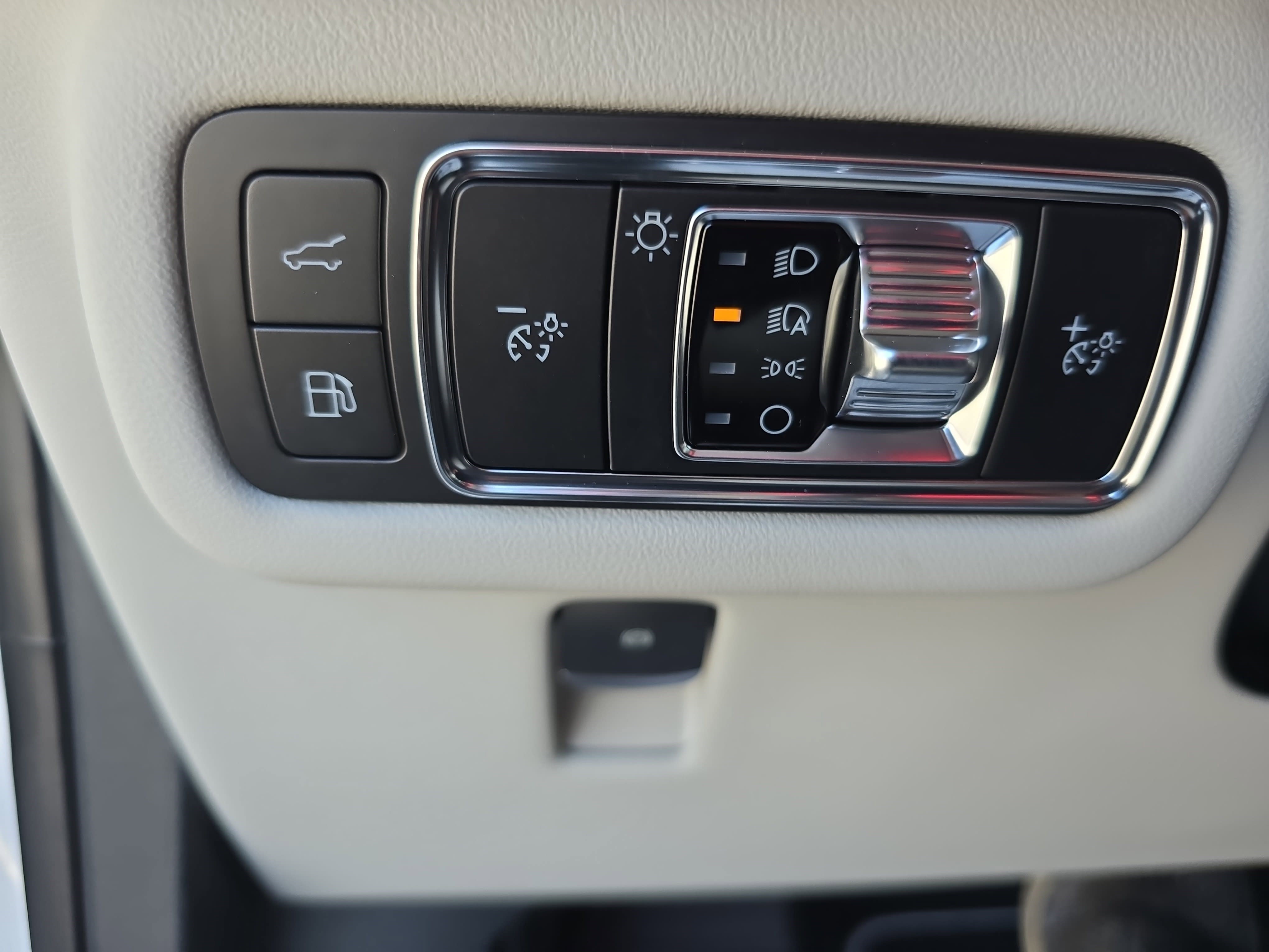 New 2026 Lincoln Nautilus Premier AWD/4WD image 25