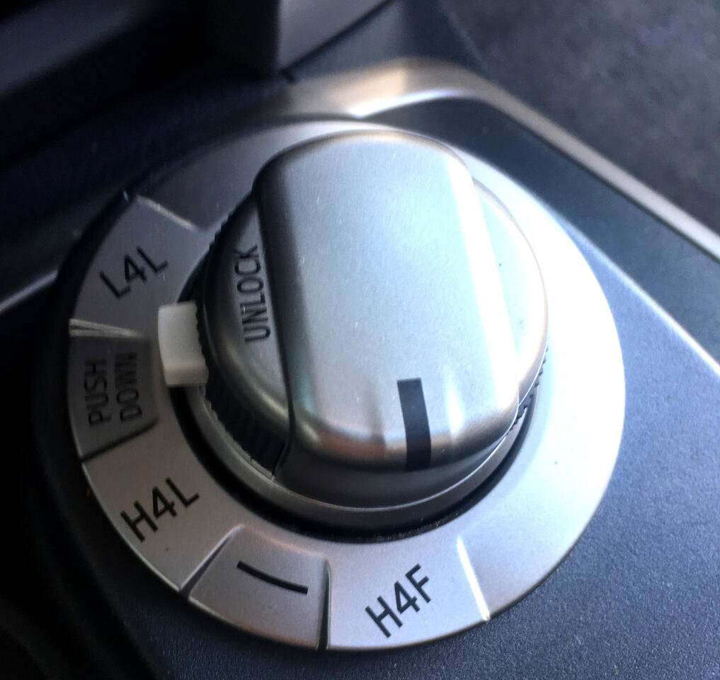 Used 2016 Toyota 4Runner Limited image 26