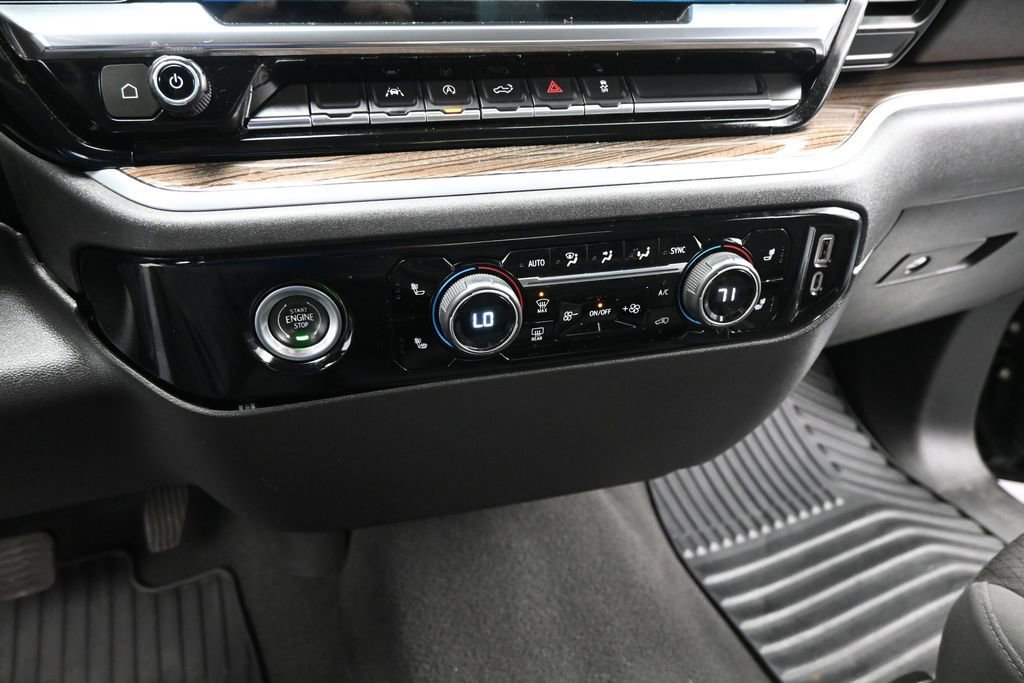 Used 2022 Chevrolet Silverado 1500 LT AWD/4WD image 16