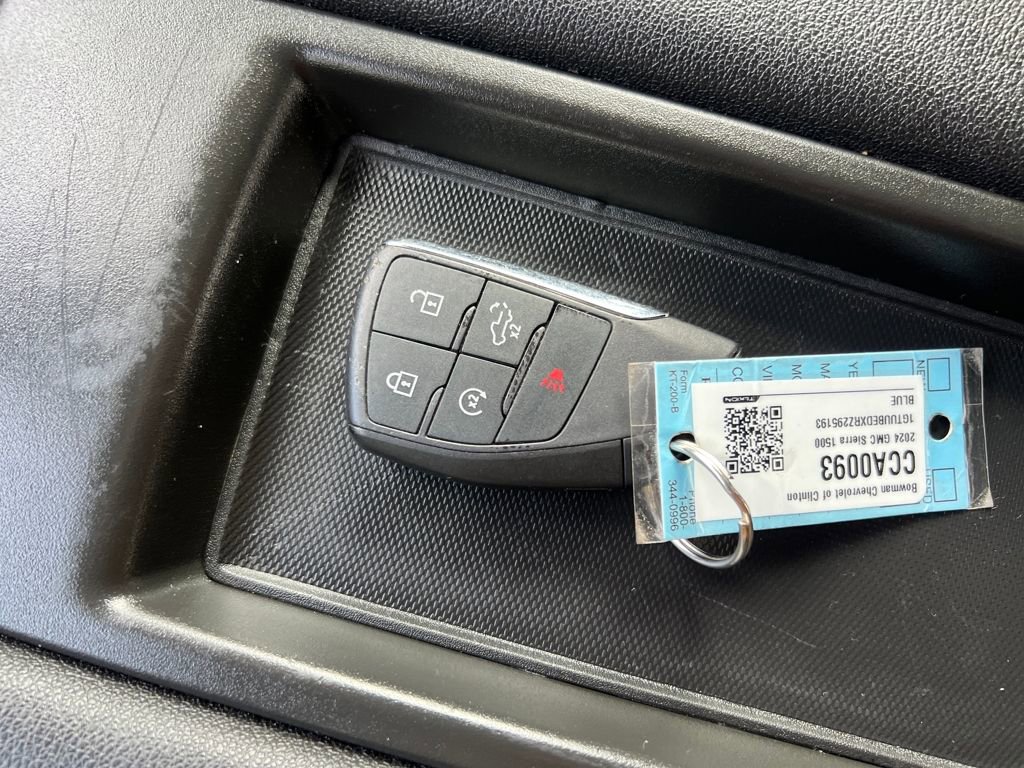 Used 2024 GMC Sierra 1500 SLE image 27