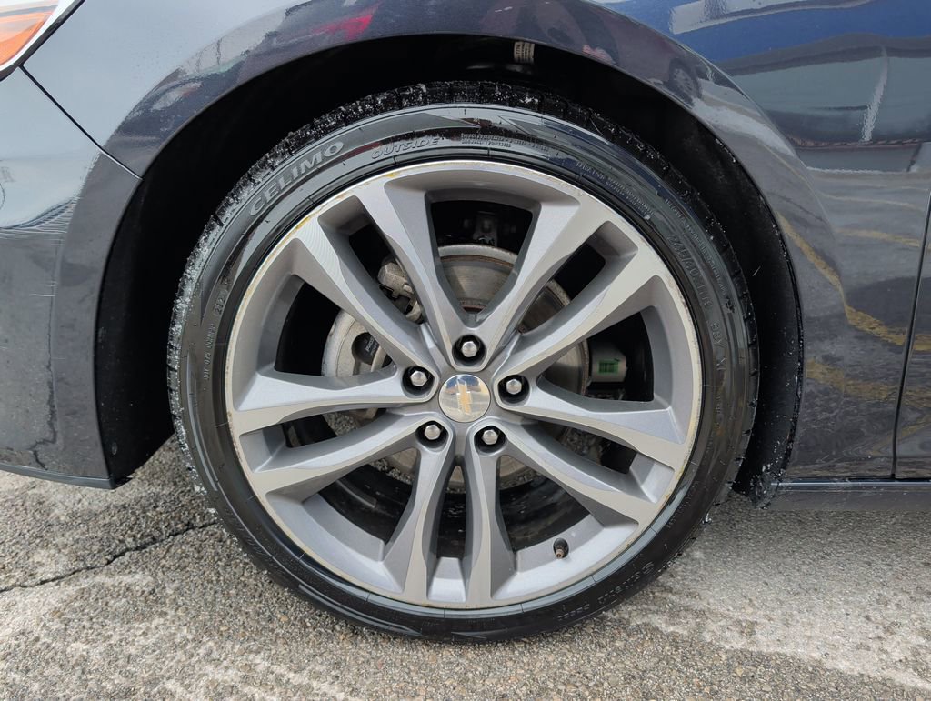 Used 2023 Chevrolet Malibu LT image 4