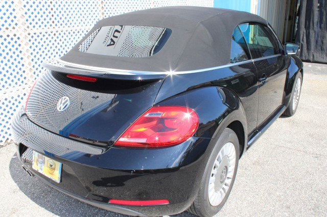 Used 2014 Volkswagen Beetle 2.5 image 12