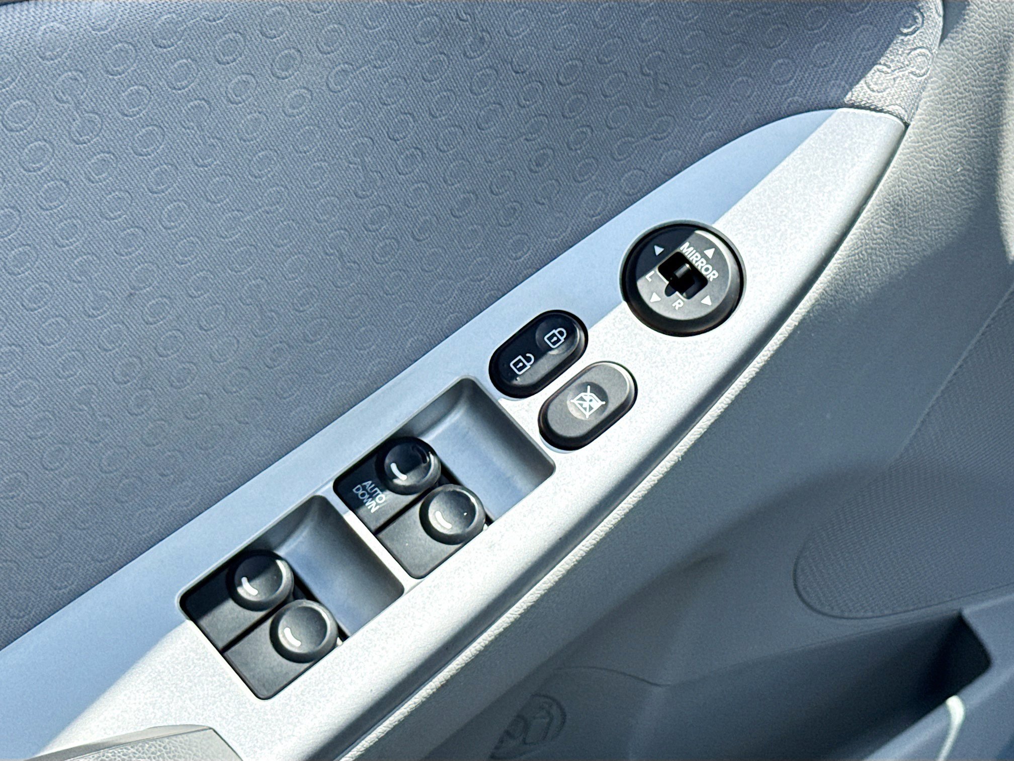 Used 2013 Hyundai Accent SE FWD image 8