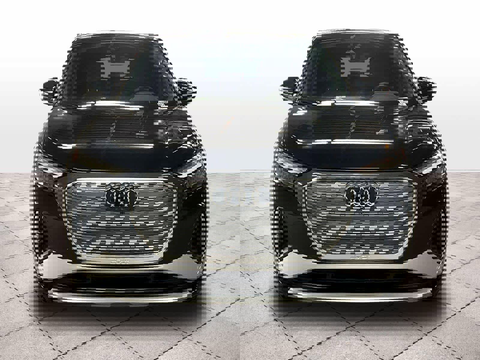 Used 2025 Audi Q4 e-tron Premium Plus w/ Premium Plus image 3