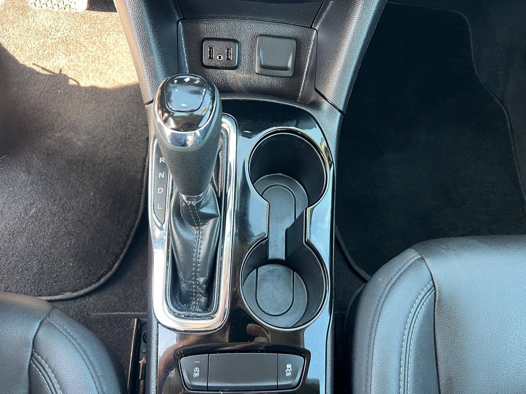 Used 2019 Chevrolet Cruze Premier FWD image 30