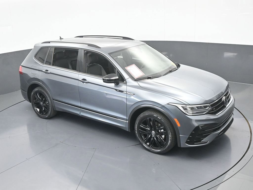 Used 2022 Volkswagen Tiguan SE R-Line image 60