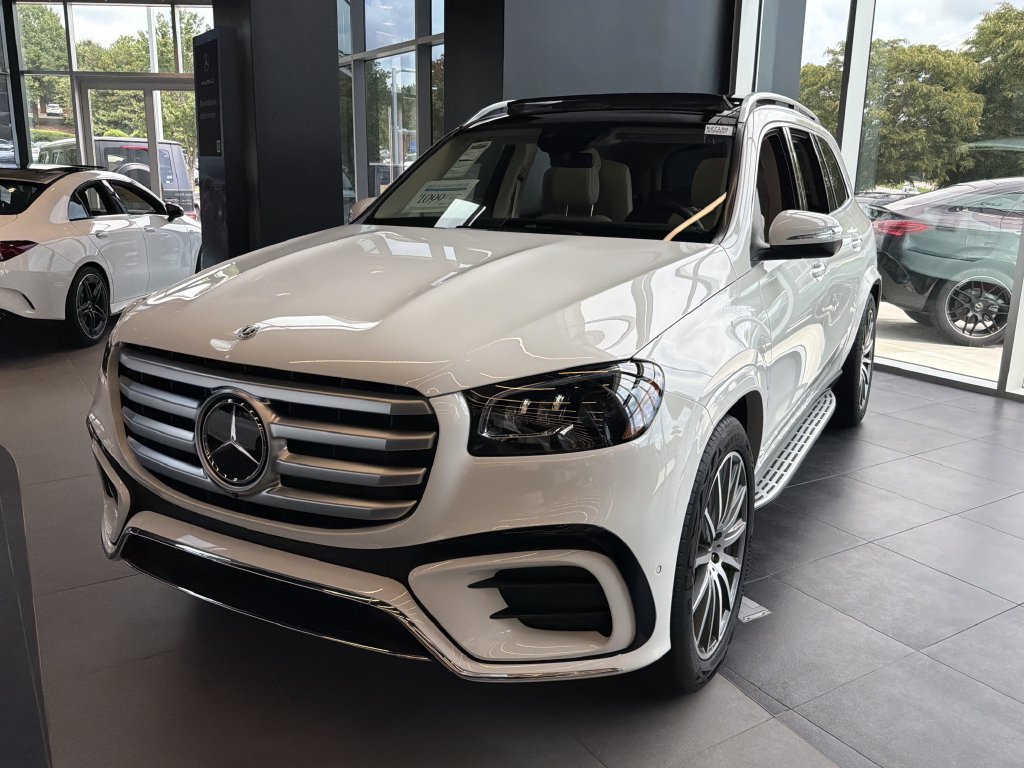 New 2026 Mercedes-Benz GLS 450 4MATIC image 4