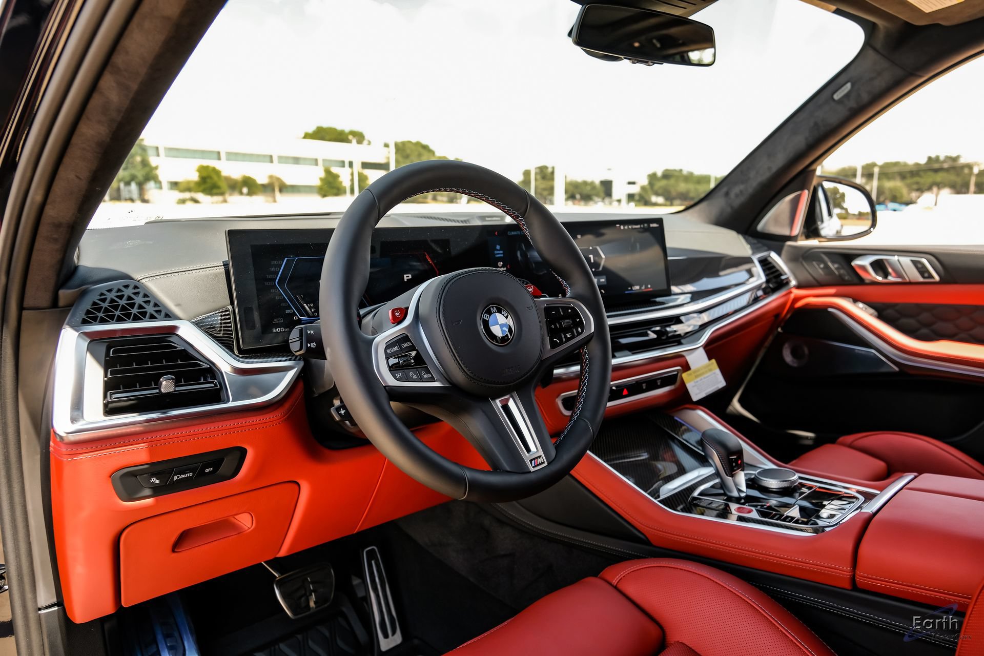 Used 2026 BMW X5 M Competition w/ Executive Package AWD/4WD image 3