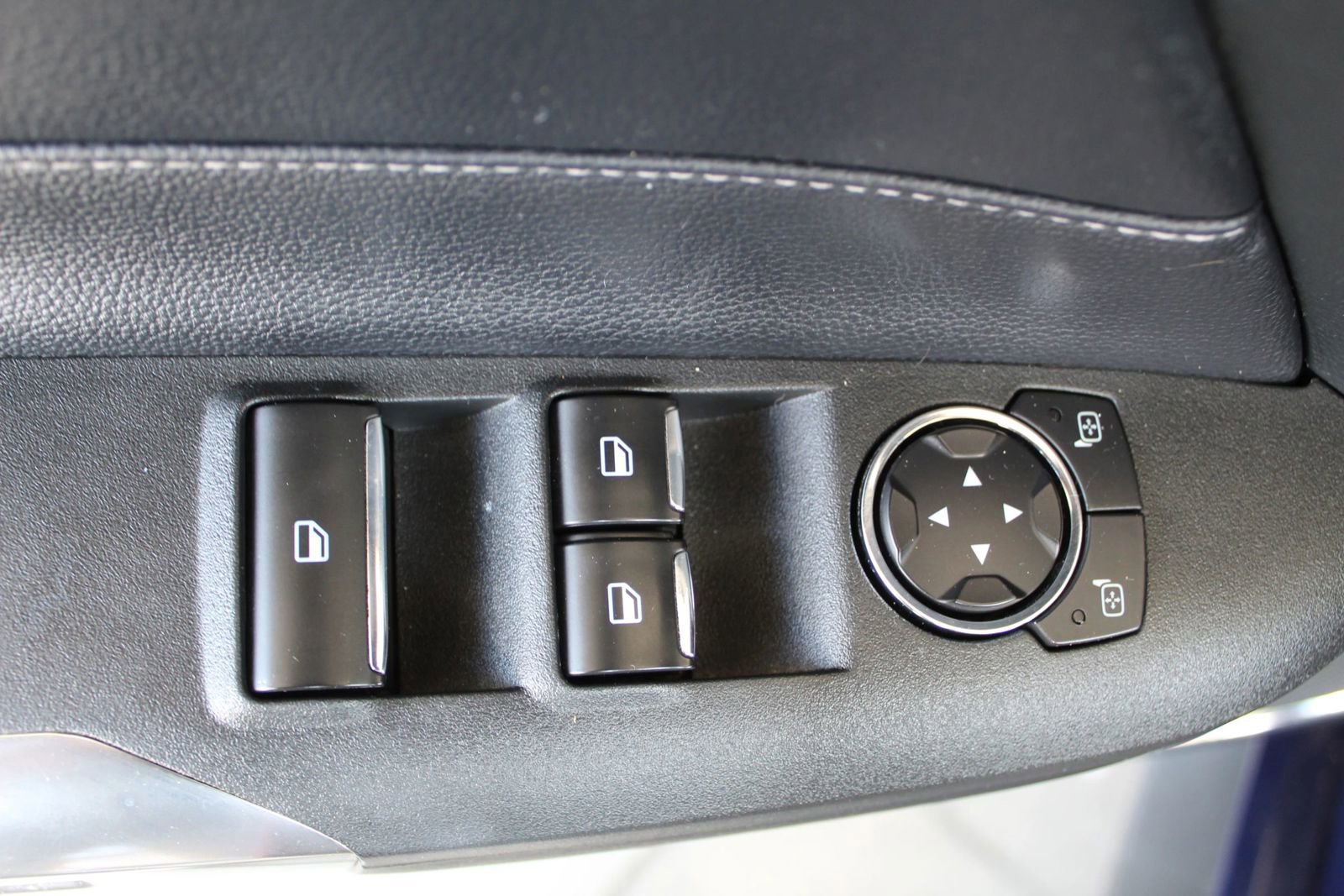 Used 2019 Ford Mustang Premium image 29