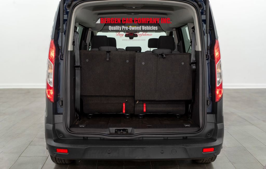 Used 2017 Ford Transit Connect XL image 13