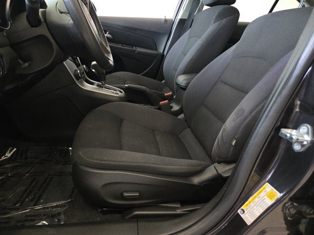 Used 2015 Chevrolet Cruze LT FWD image 19