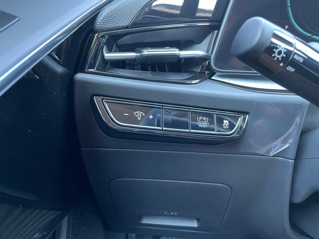 New 2026 Kia Niro EX FWD image 13