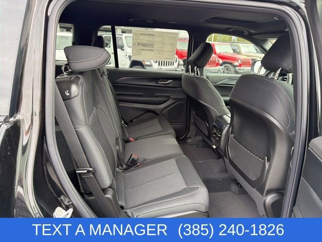 New 2026 Jeep Grand Cherokee L Laredo image 13