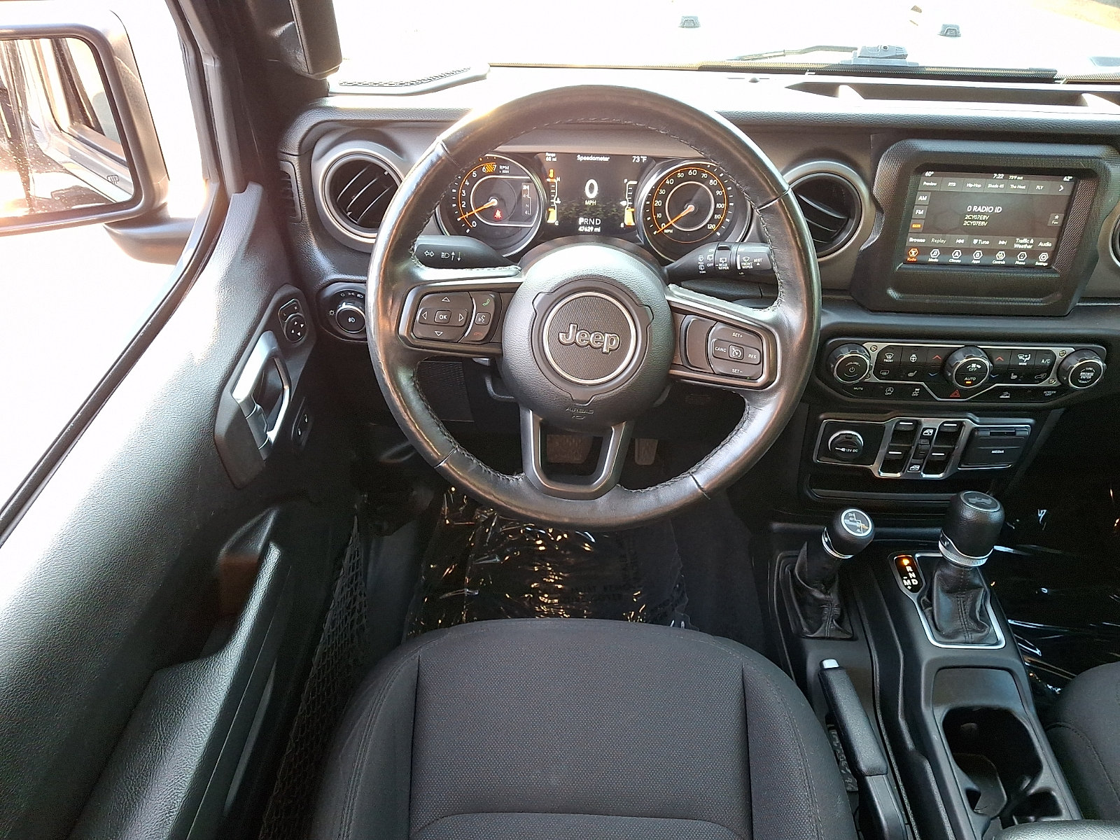 Used 2022 Jeep Wrangler Unlimited Sport AWD/4WD image 11