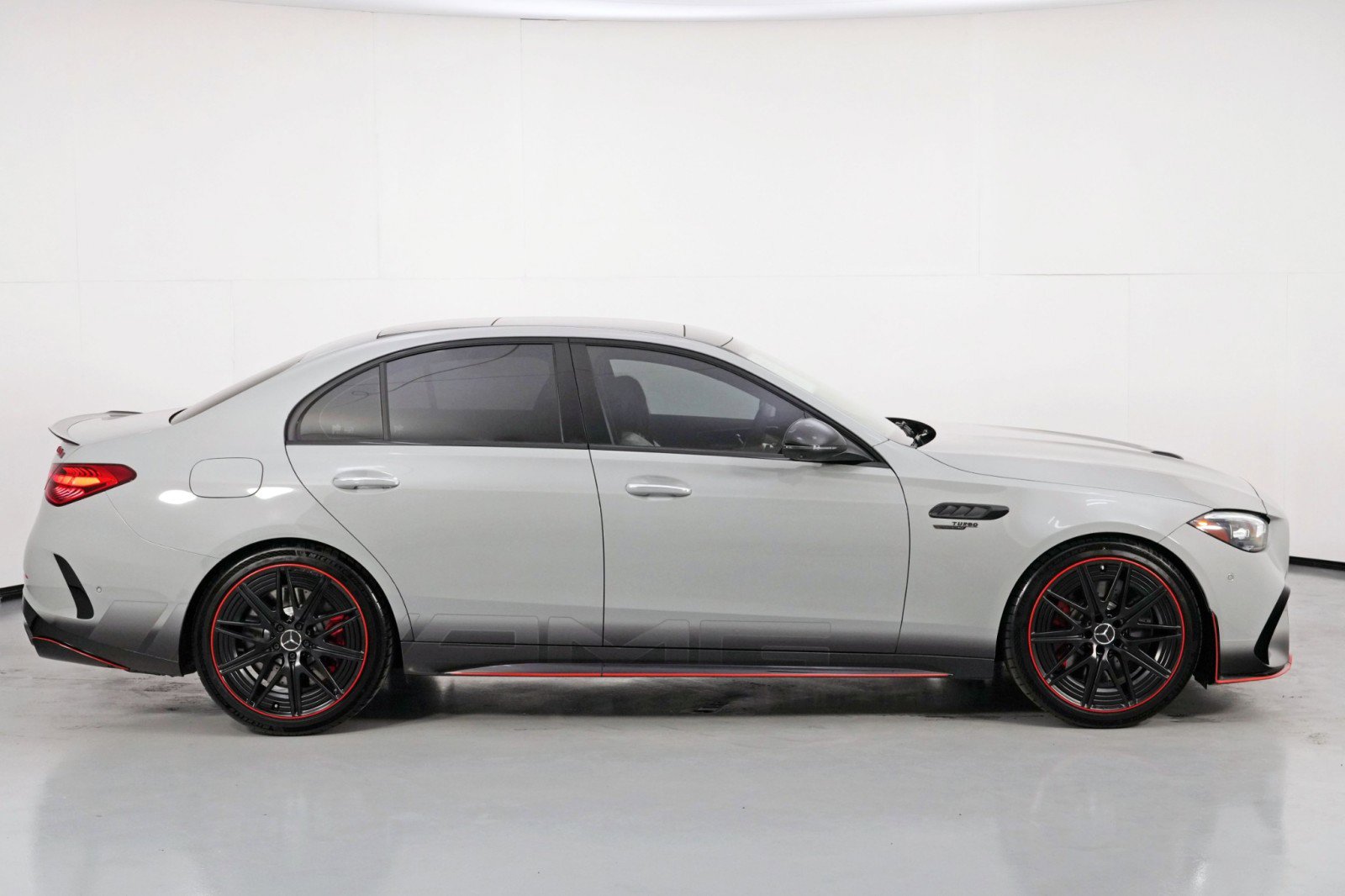 Used 2024 Mercedes-Benz C 63 AMG S image 65