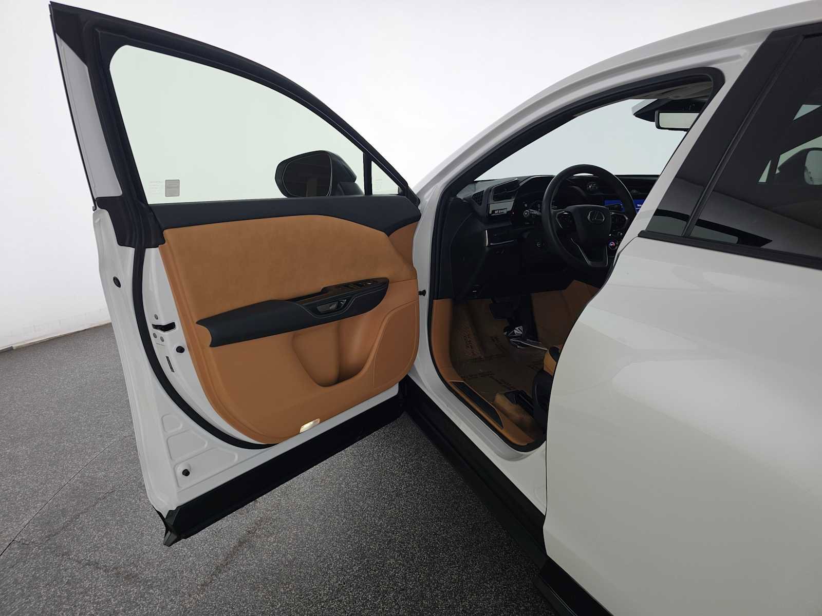 Certified 2023 Lexus RZ 450e Premium w/ Technology Package image 19