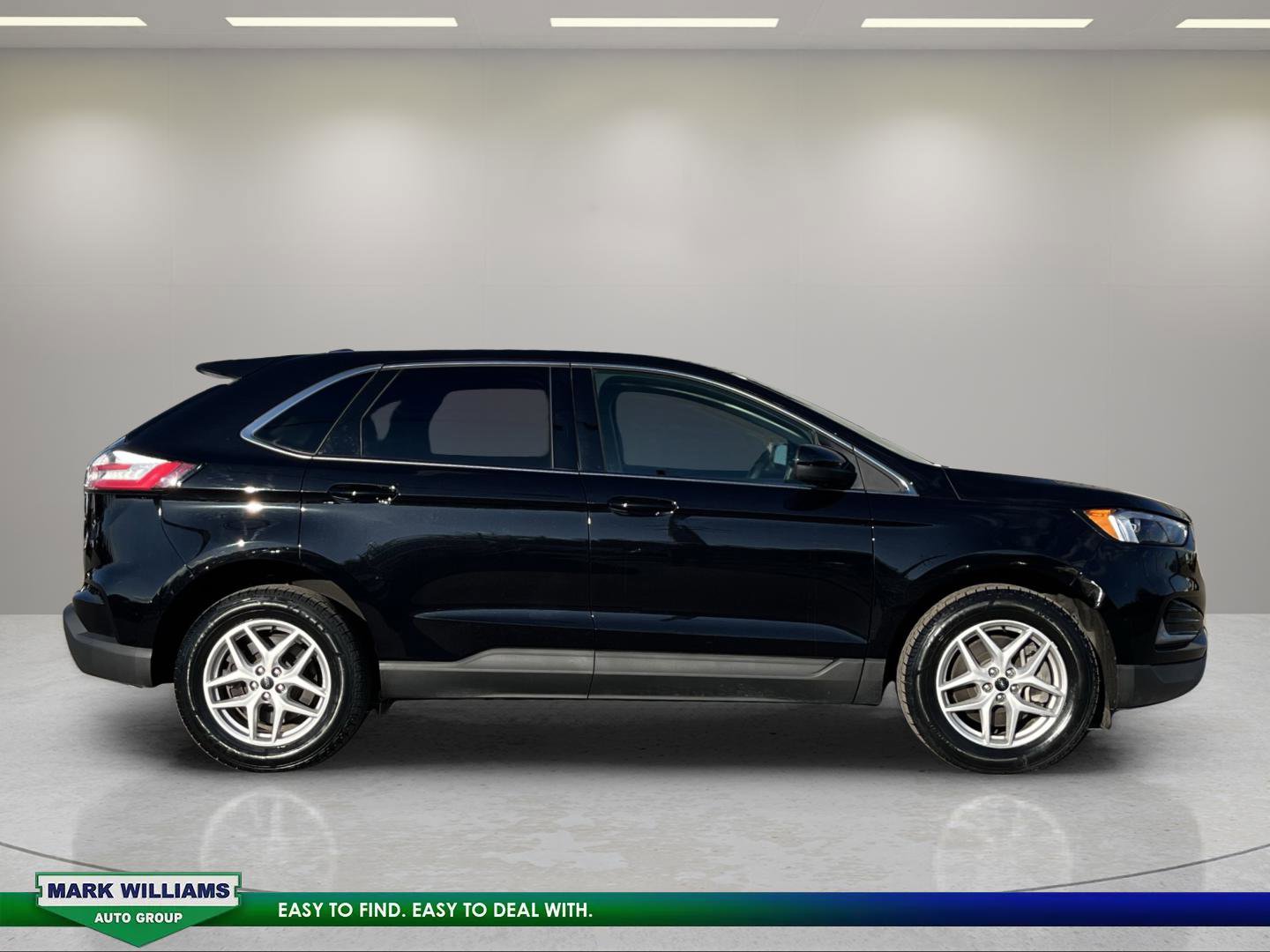 Certified 2024 Ford Edge SEL image 2