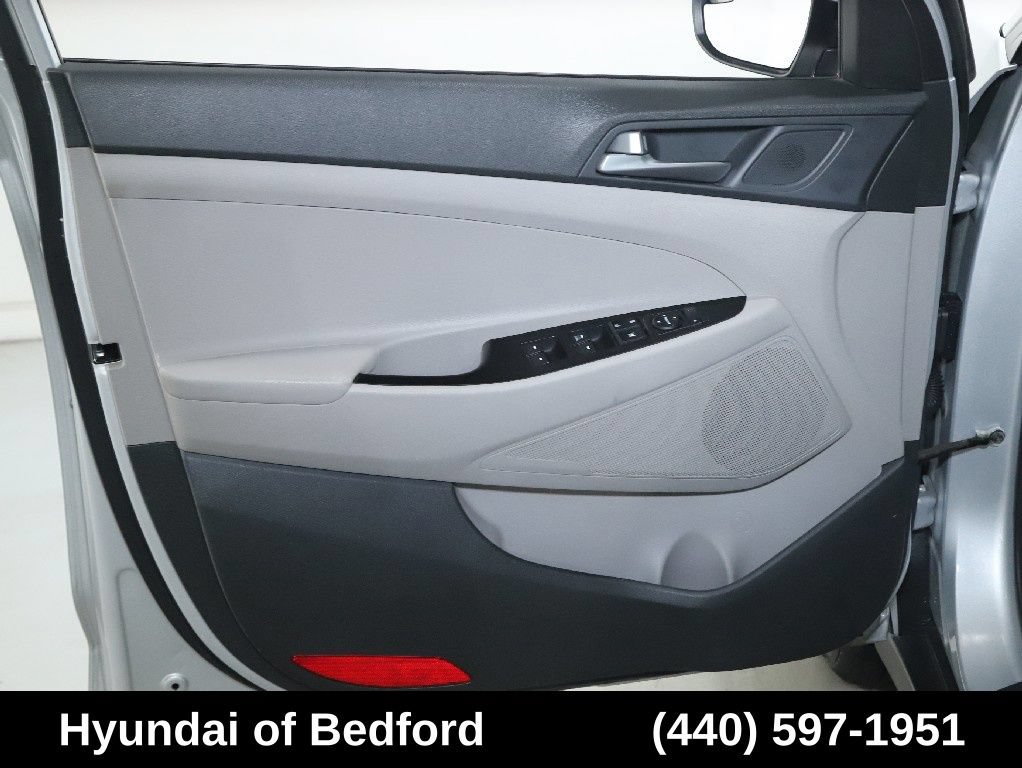 Used 2017 Hyundai Tucson SE w/ Cargo Package FWD image 16