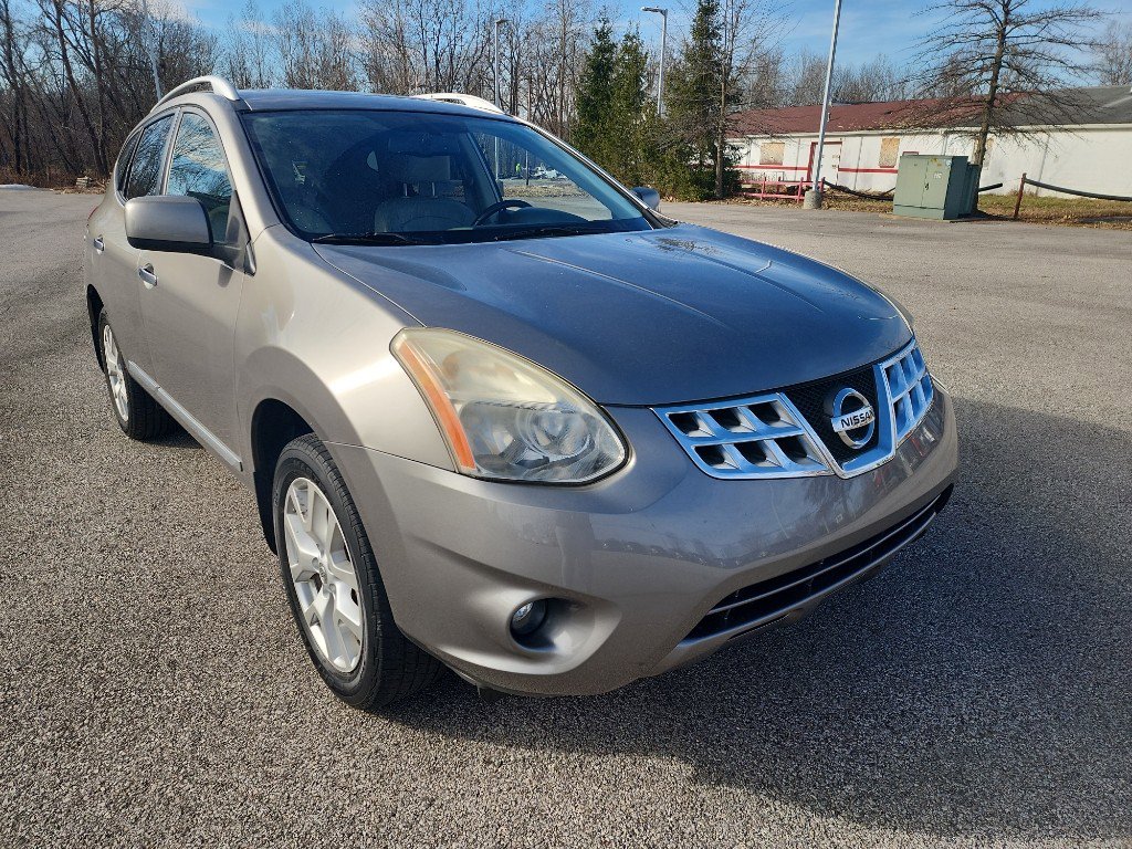 Used 2011 Nissan Rogue SV w/ SL Pkg image 8