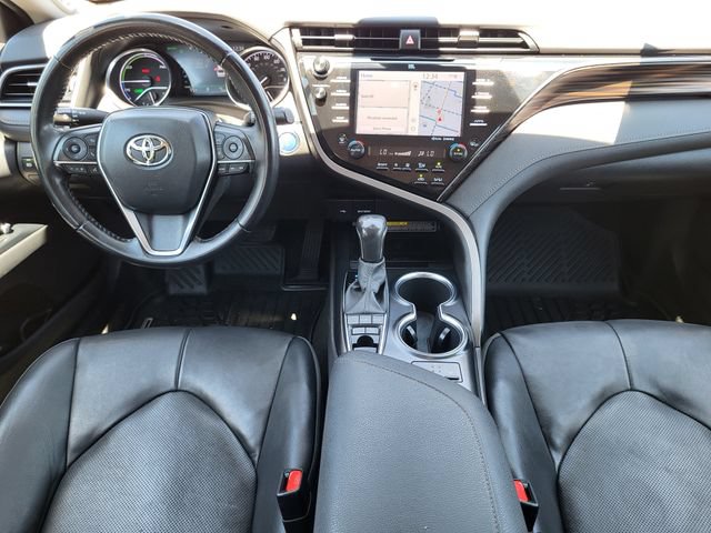 Used 2020 Toyota Camry XLE w/ Sunroof Package FWD image 26