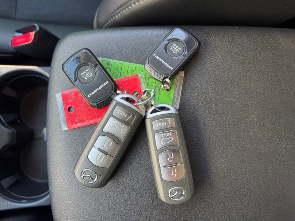 Used 2019 MAZDA CX-5 Touring image 38