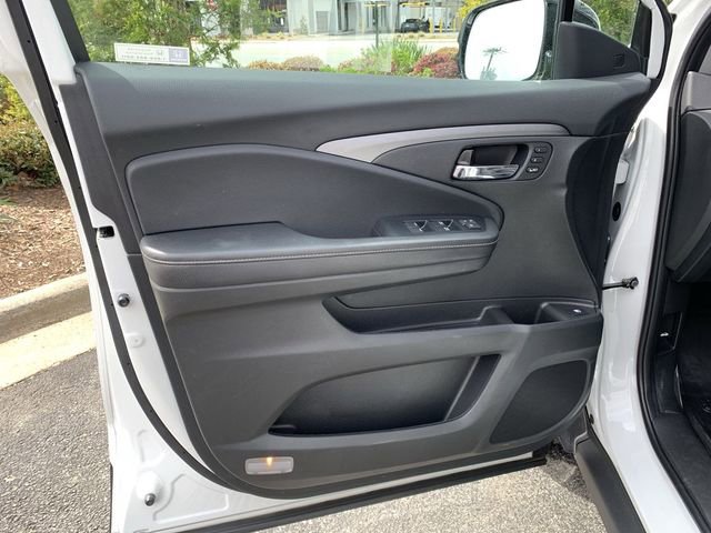 Used 2022 Honda Ridgeline RTL-E image 17