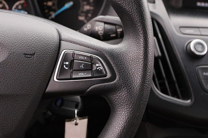 Used 2018 Ford Focus SE image 17