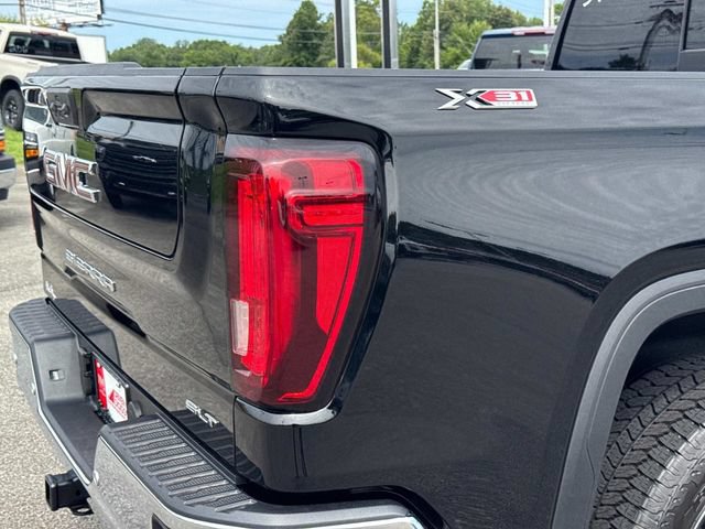 New 2026 GMC Sierra 1500 SLT w/ SLT Premium Package AWD/4WD image 12