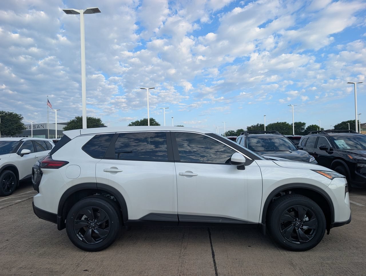 New 2026 Nissan Rogue SV w/ Cold Weather Package FWD image 3