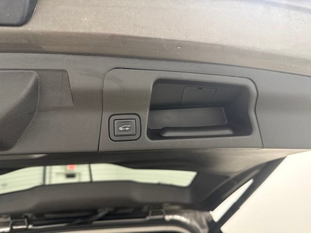 Used 2019 GMC Acadia SLT AWD/4WD image 29