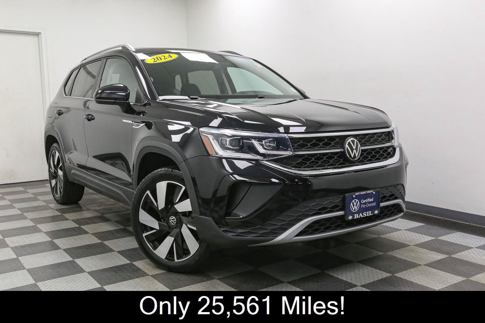 Certified 2024 Volkswagen Taos SEL AWD/4WD image 3