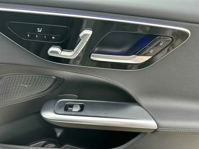 Certified 2025 Mercedes-Benz C 300 C 300 4D Sedan image 21