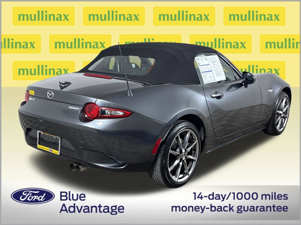 Used 2023 MAZDA MX-5 Miata Grand Touring RWD image 4