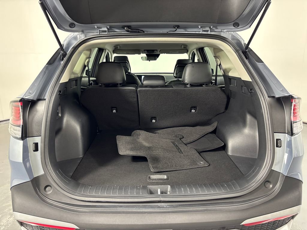 Certified 2025 Kia Sportage EX image 31