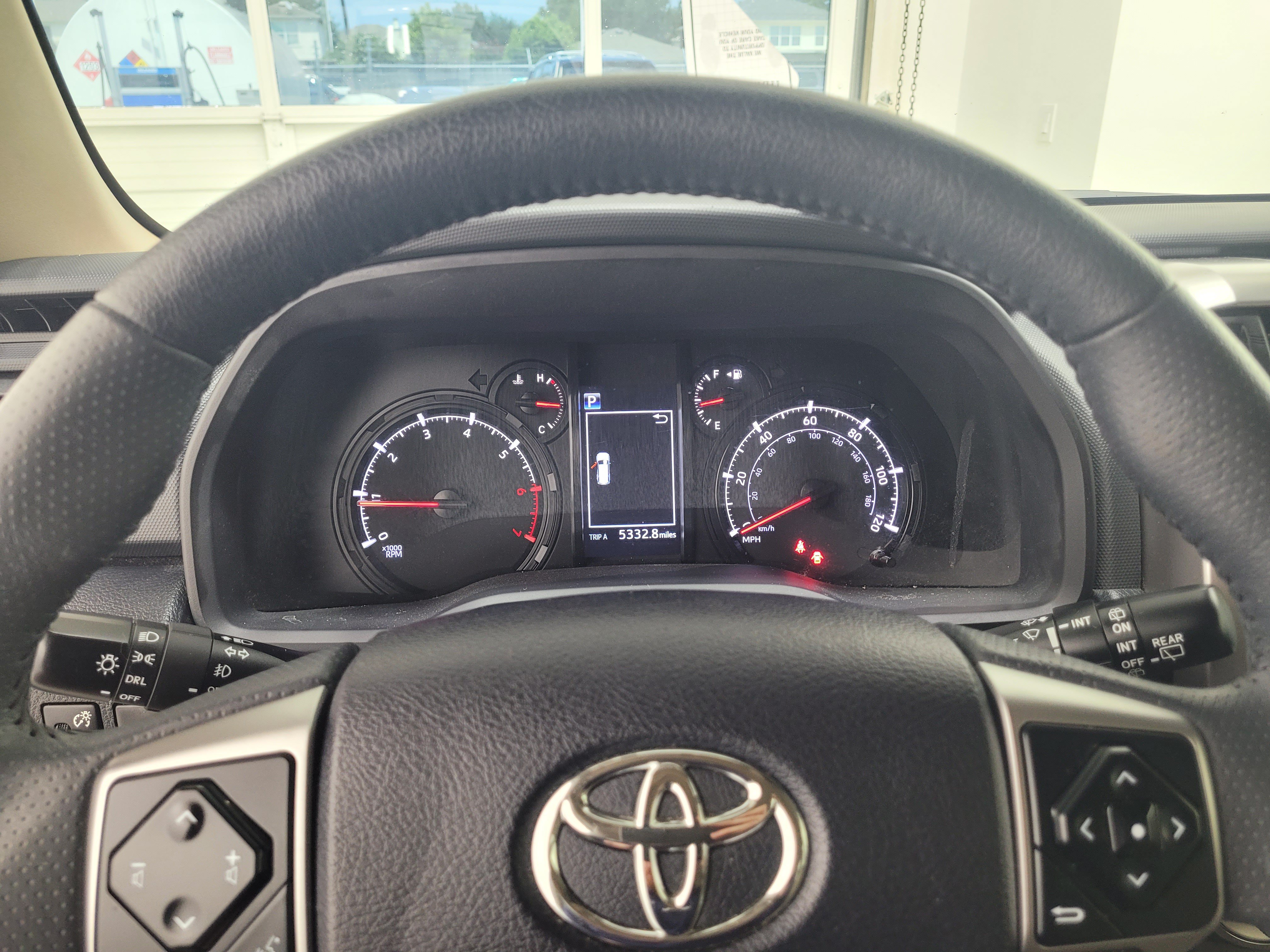Certified 2022 Toyota 4Runner SR5 Premium w/ Moonroof Package AWD/4WD image 33