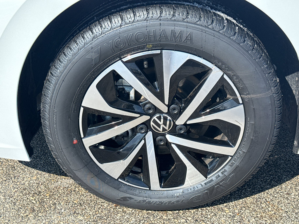 Used 2024 Volkswagen Jetta S FWD image 8