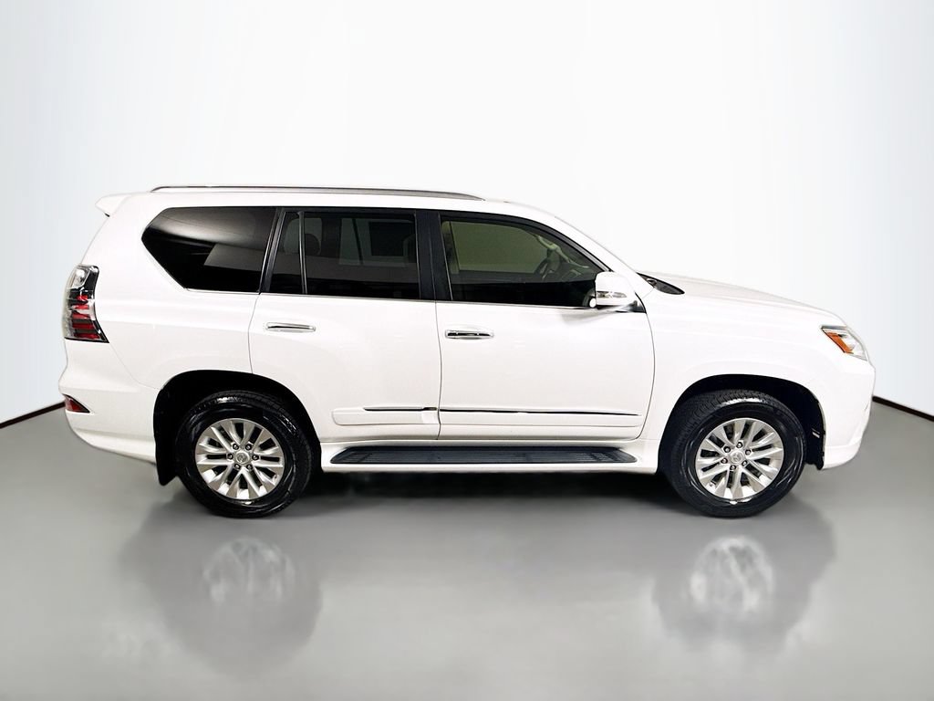 Used 2016 Lexus GX 460 w/ Premium Package AWD/4WD image 8