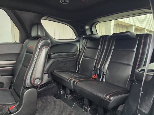 Used 2018 Dodge Durango R/T w/ Blacktop Package AWD/4WD image 23